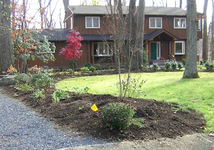 Landscape with Premium Mulching Services